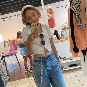 Meet your Posher, Elizabeth